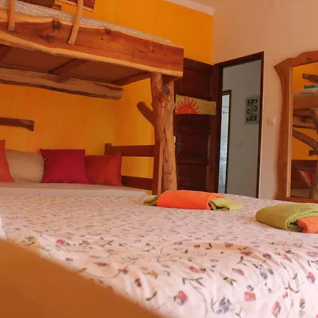 Ostello Tribo Da Praia - Almagreira Surf Peniche