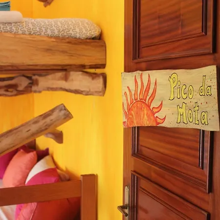 Ostello Tribo Da Praia - Almagreira Surf Peniche