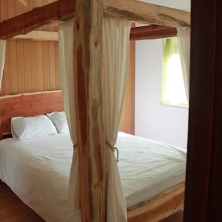 Albergue Tribo Da Praia - Almagreira Surf *