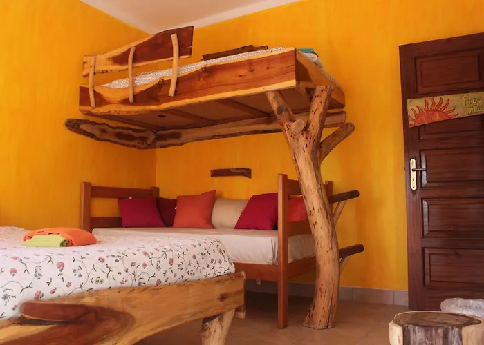 Tribo Da Praia - Almagreira Surf Пениши